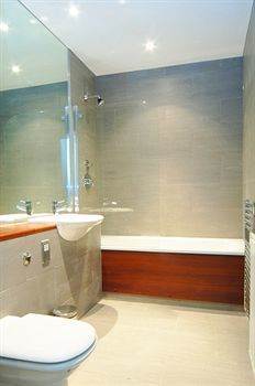 Reading Serviced Apartments Екстериор снимка