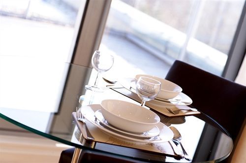 Reading Serviced Apartments Екстериор снимка