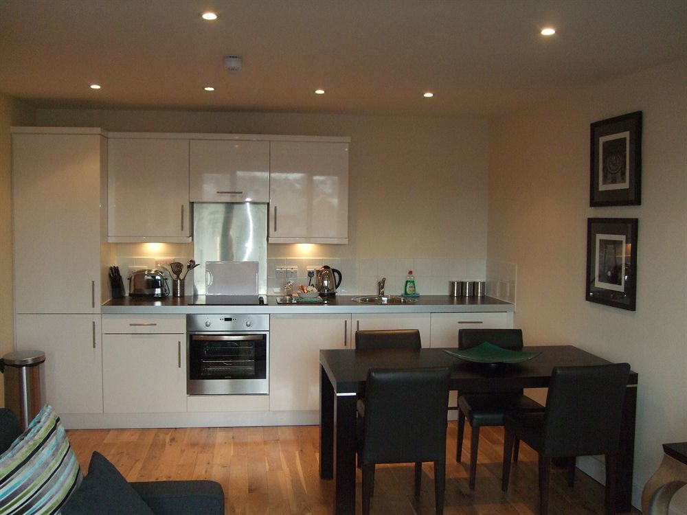 Reading Serviced Apartments Екстериор снимка
